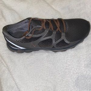 USED New balance sneakers